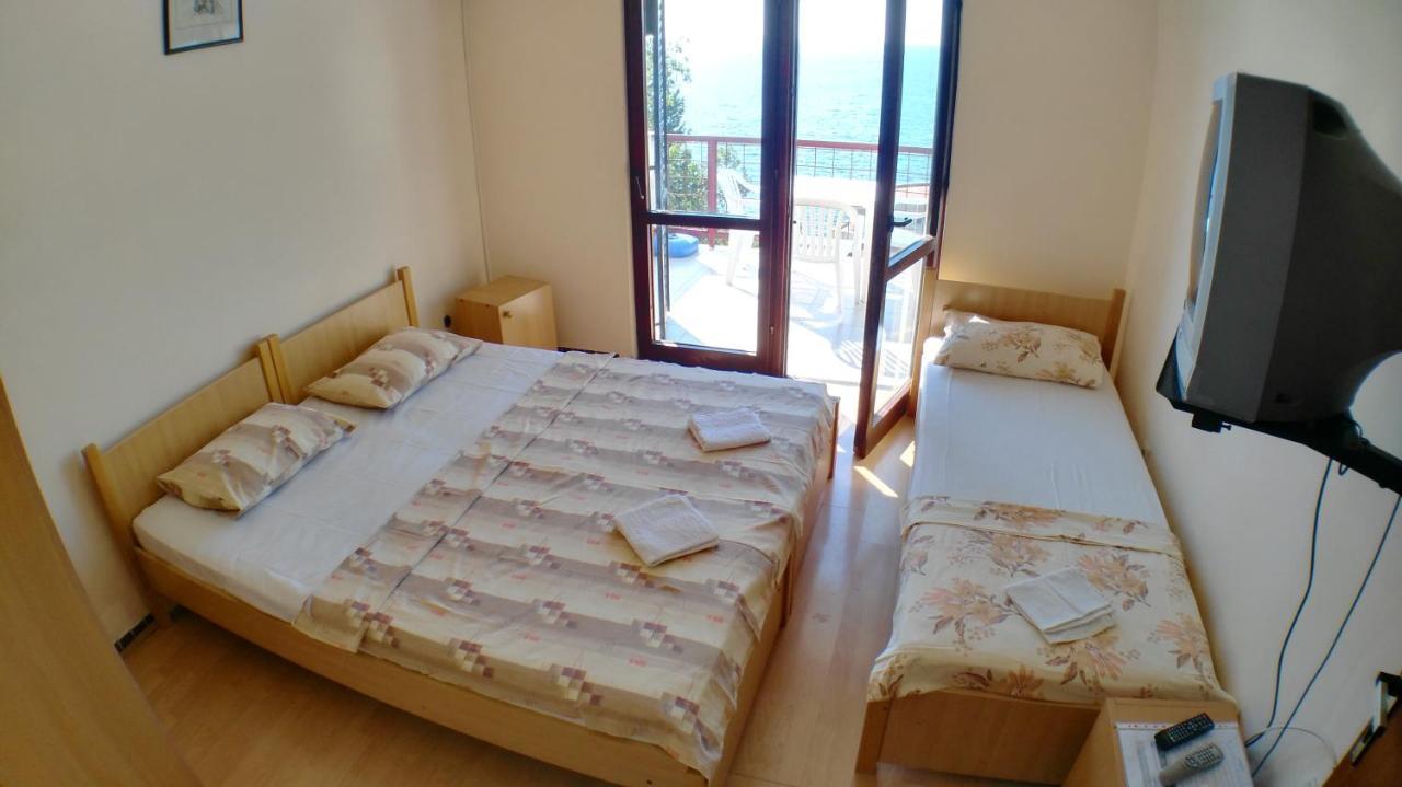 Guesthouse Obala Sutomore Kültér fotó